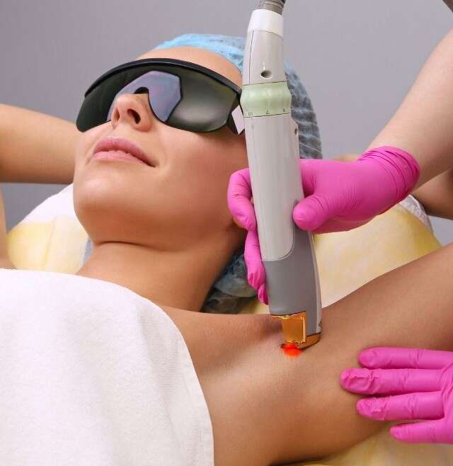 Laser Hair Removal Compared to Waxing: What’s the Best Option for Long-Term Smoothness?